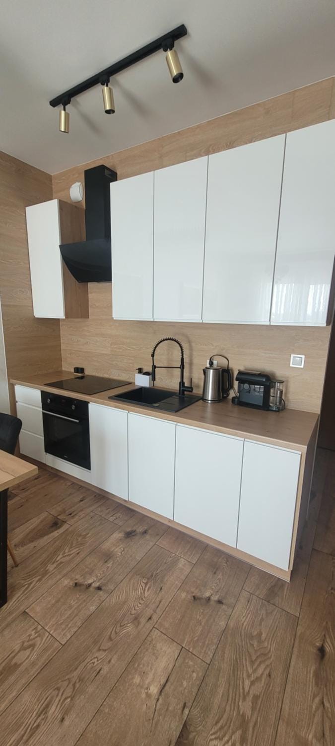 Coffee/tea facilities, Kitchen or kitchenette, dishwasher, stove