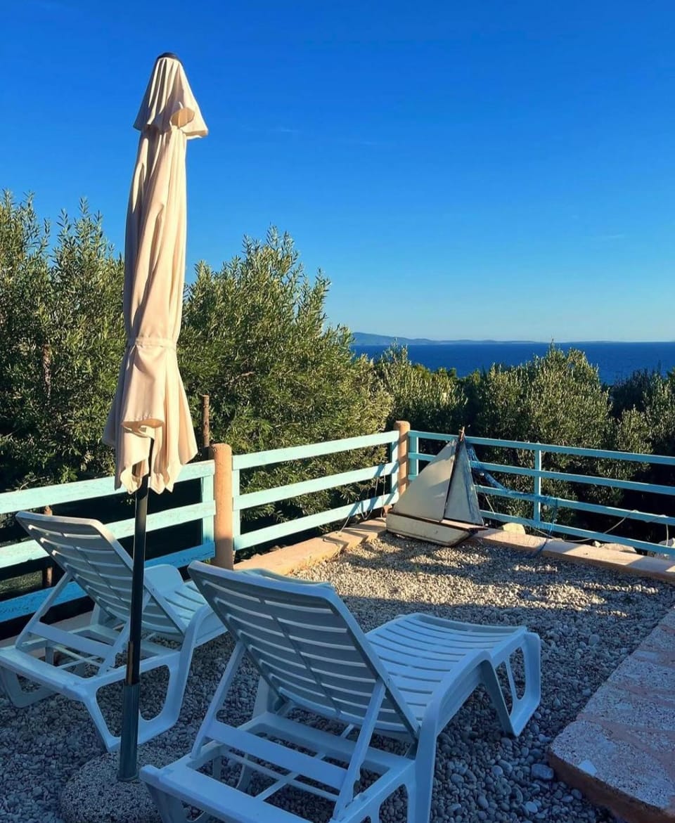 Day, Natural landscape, View (from property/room), Balcony/Terrace, Sea view, sunbed