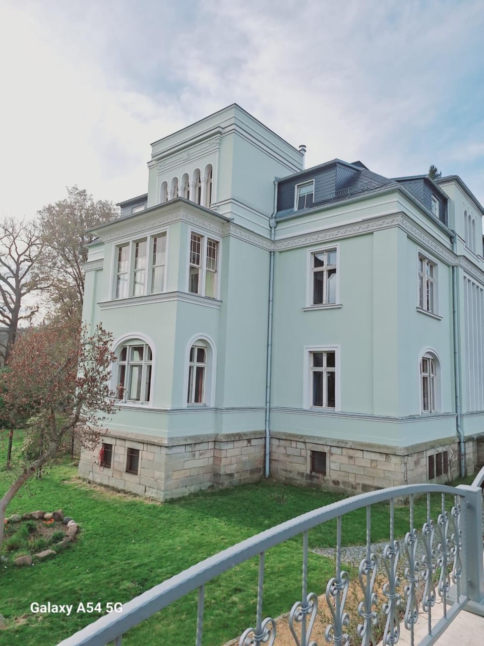 Property building, Garden, Garden
