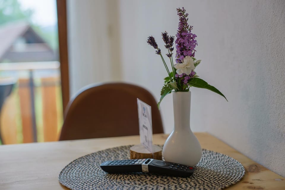 Decorative detail, Decorative detail, Dining area