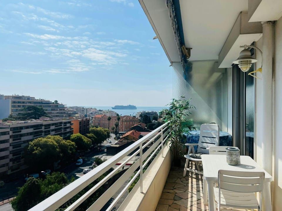 Property building, Patio, Day, Natural landscape, View (from property/room), Balcony/Terrace, Living room, Other, Seating area, Dining area, Sea view
