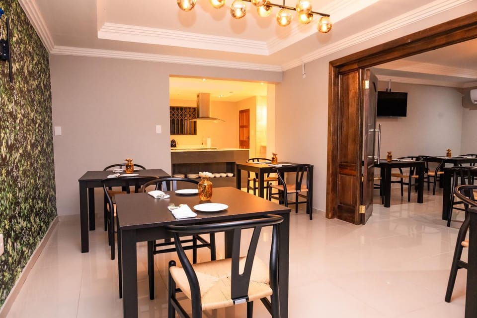 Dining area, Internal: Not applicable to any particular room