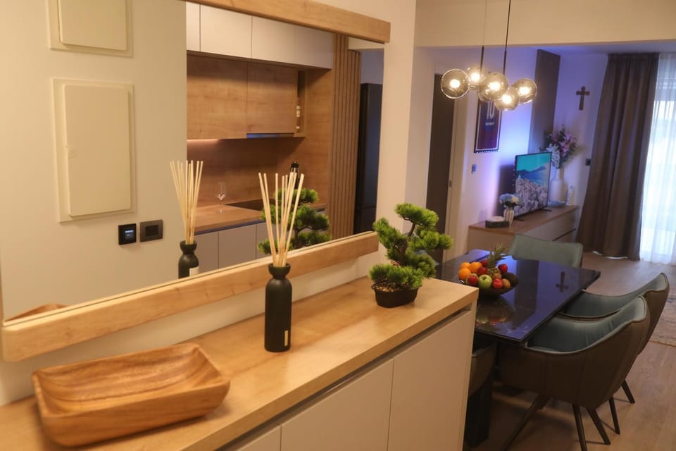 Harmony Luxe Residence Split Private Garage and Terrace Apartment in Split