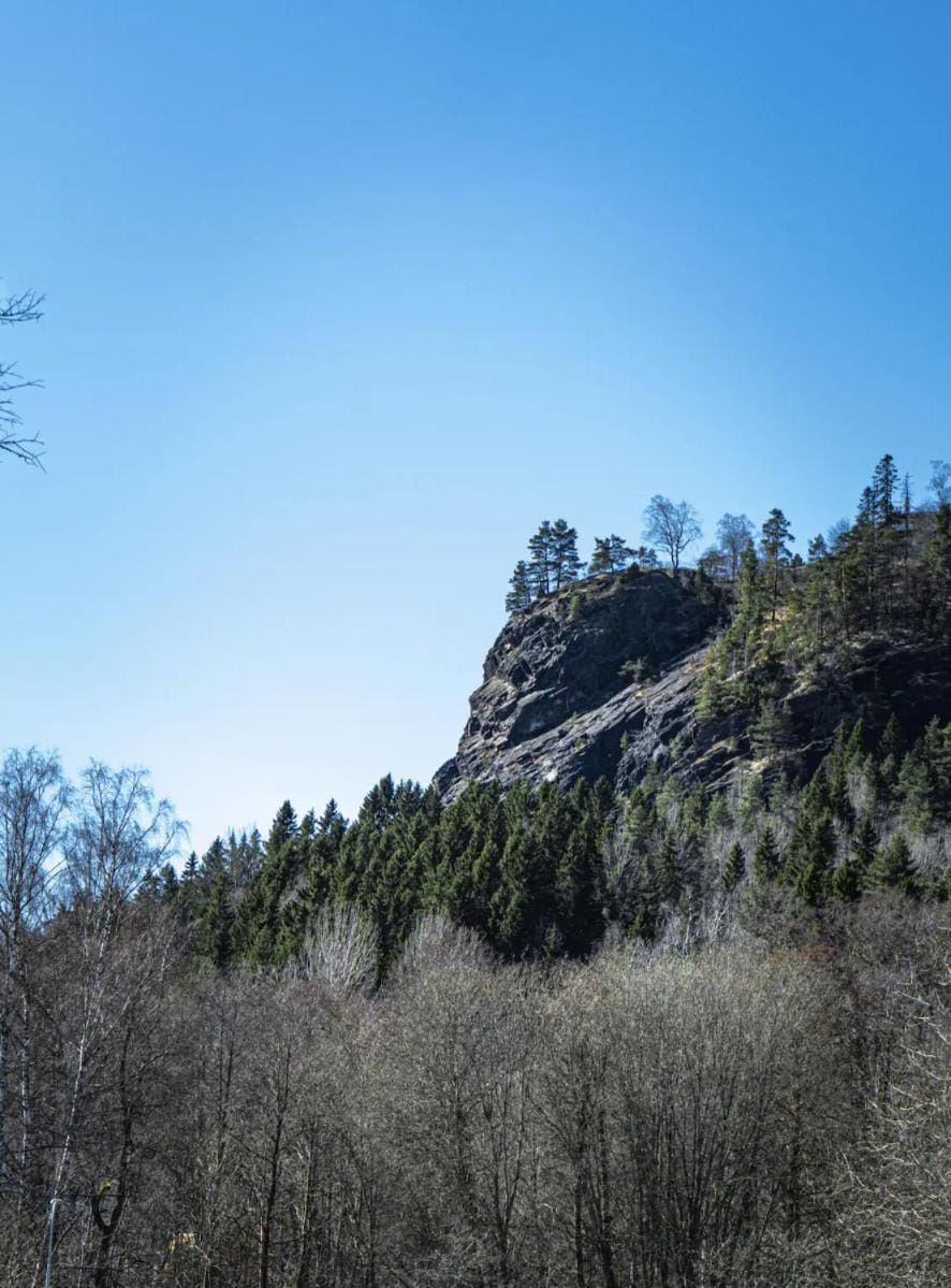 Lillberget Rymligt och modernt boende med utsikt över Tabergsberget House in Västra Götaland County