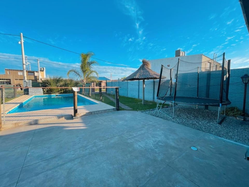 Day, Natural landscape, Pool view, Swimming pool