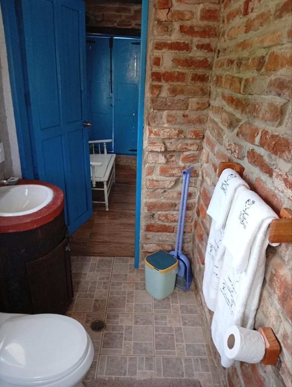 Toilet, Bathroom
