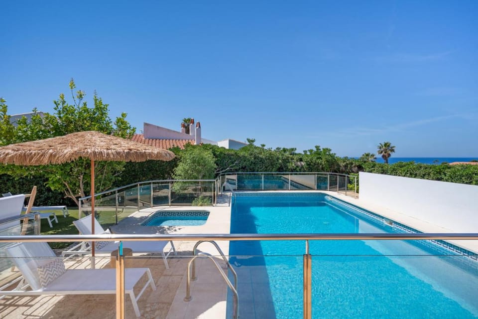 Villa Bini Ezolea by 3VILLAS Villa in Binibeca