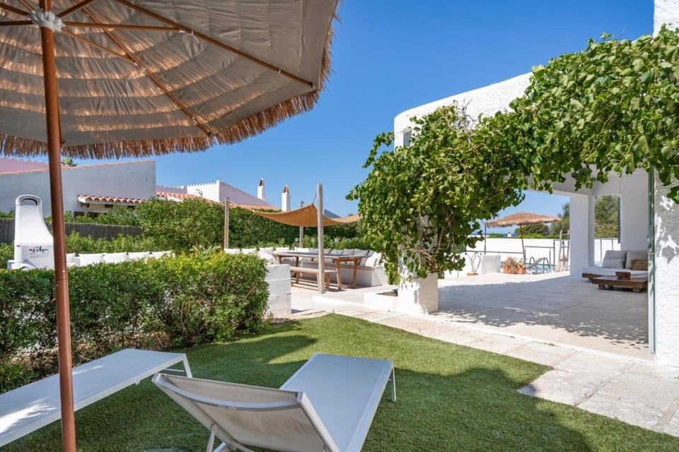 Villa Bini Ezolea by 3VILLAS Villa in Binibeca
