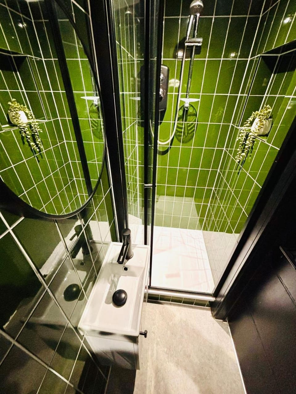 Hackney Central Studios - NO 19 - Vibrant City Getaway Apartment in London Borough of Hackney