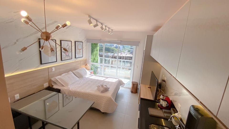 Bed, Balcony/Terrace, Kitchen or kitchenette, Photo of the whole room, Seating area, Dining area