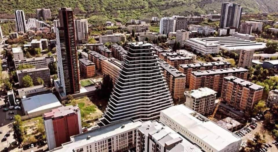 Property building, Day, City view
