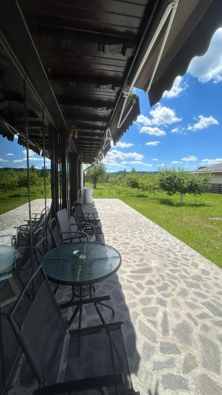 Pensiunea La Conac Bed and Breakfast in Romania