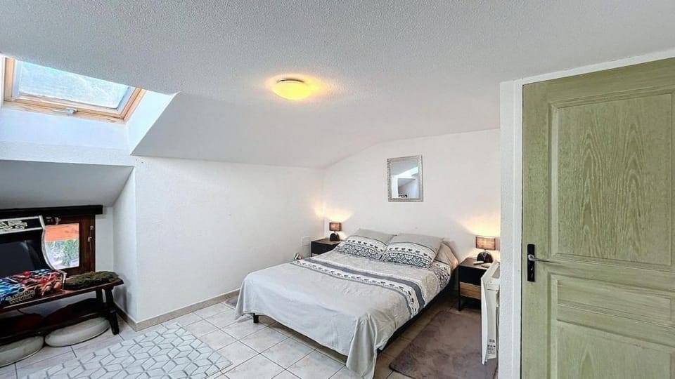 Duplex spacieux avec piscine Apartment in Occitanie