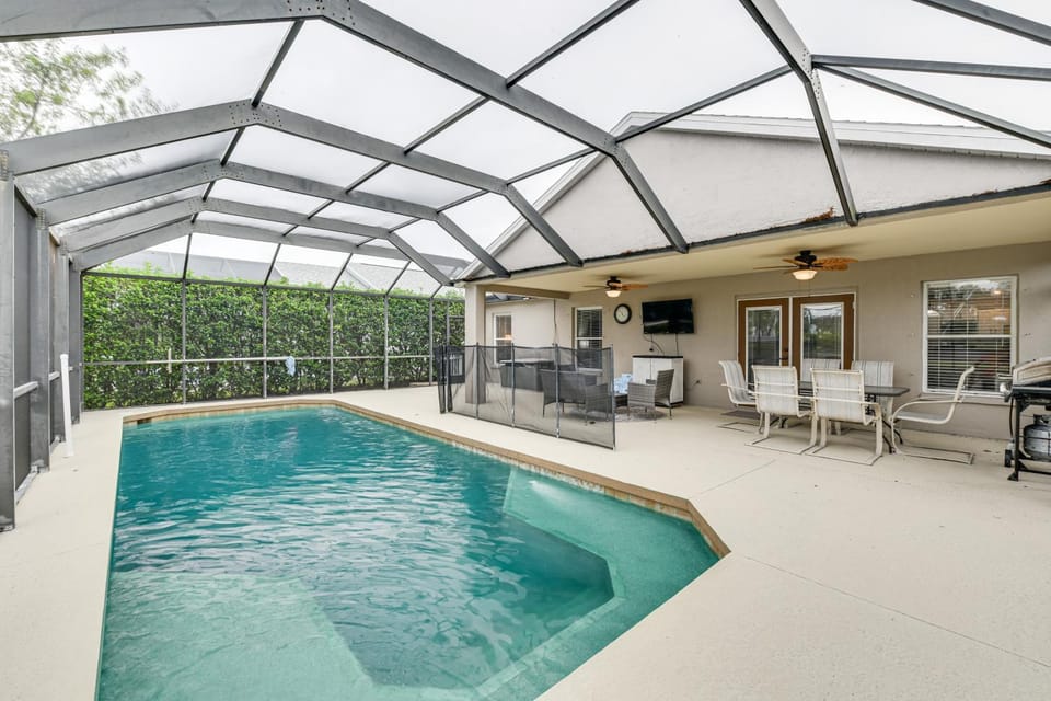 Welcome to Shangri-La Resort: Home w/ Pool! House in Bradenton