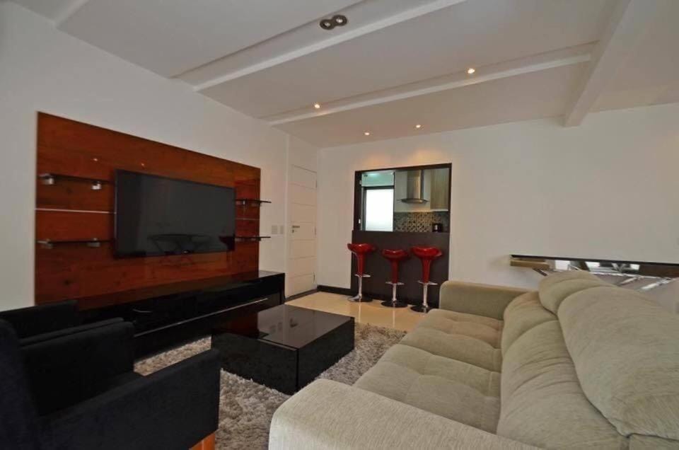 Maravilhoso Apto 3 quartos Copacabana Apartment in Rio de Janeiro