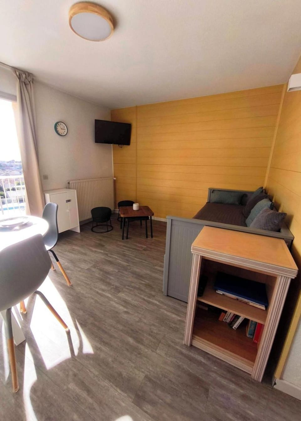 TV and multimedia, Living room, internet