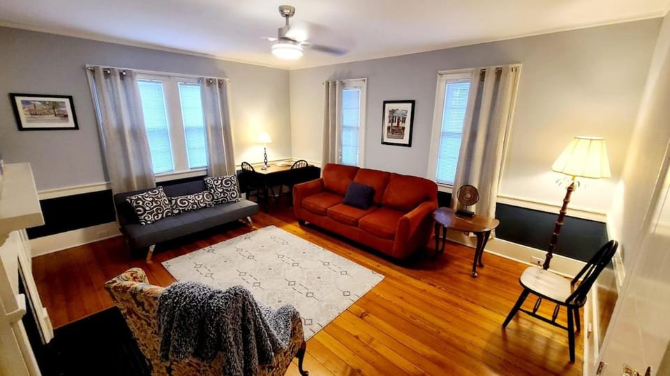 1860 House In the Heart of Downtown House in Wilmington