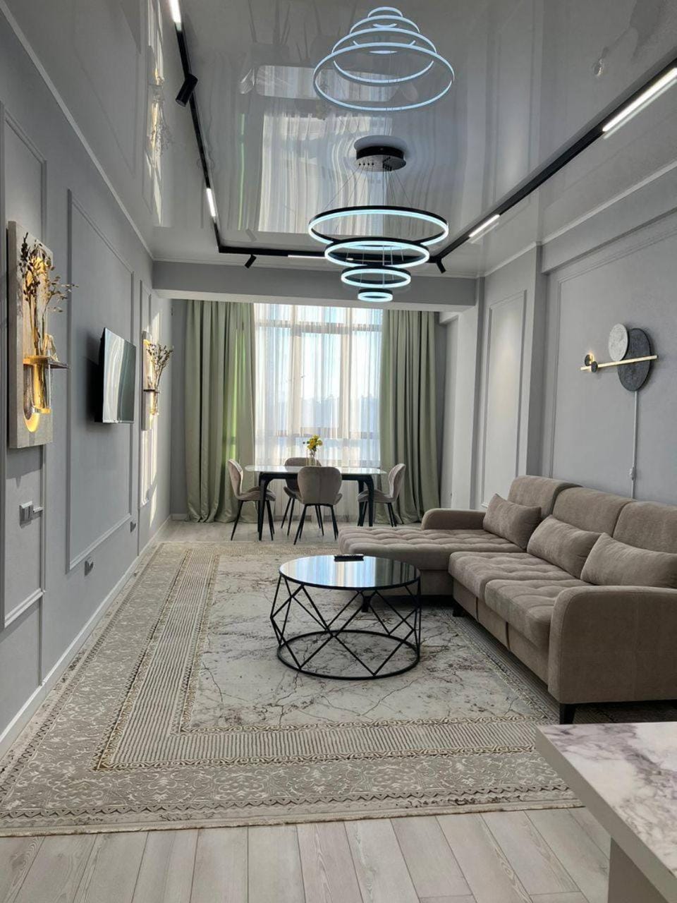 Living room, Seating area