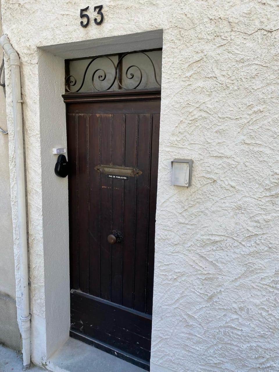 Facade/entrance
