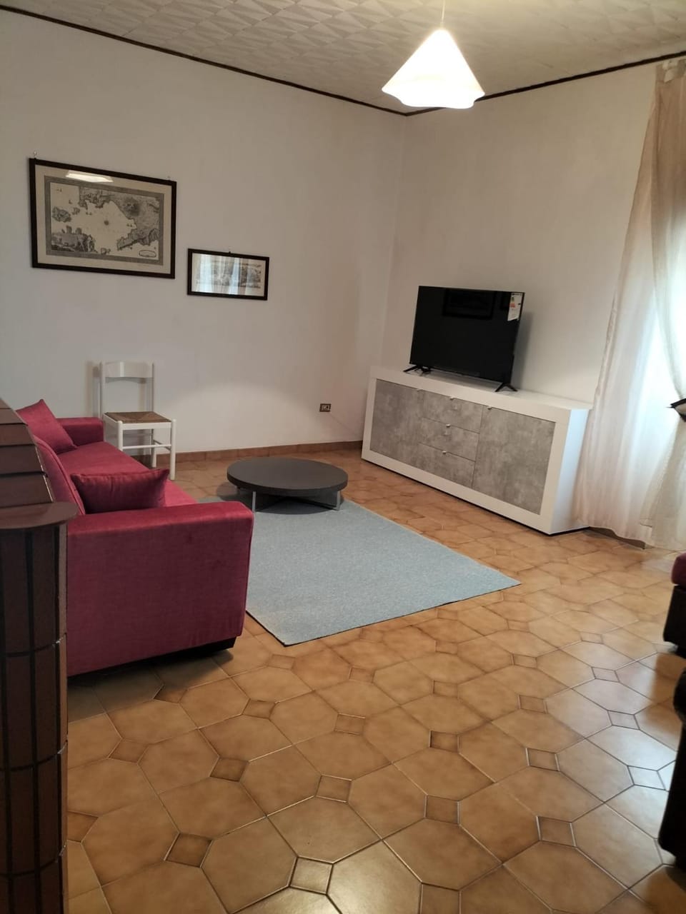 Communal lounge/ TV room