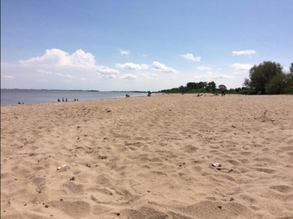 Nearby landmark, Activities, Beach