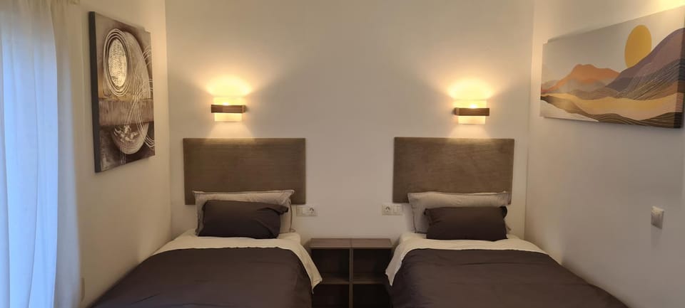 Bed, Bedroom, furniture