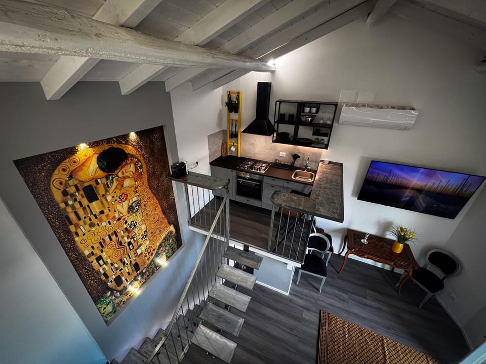 TV and multimedia, Living room, Decorative detail, oven, kitchen