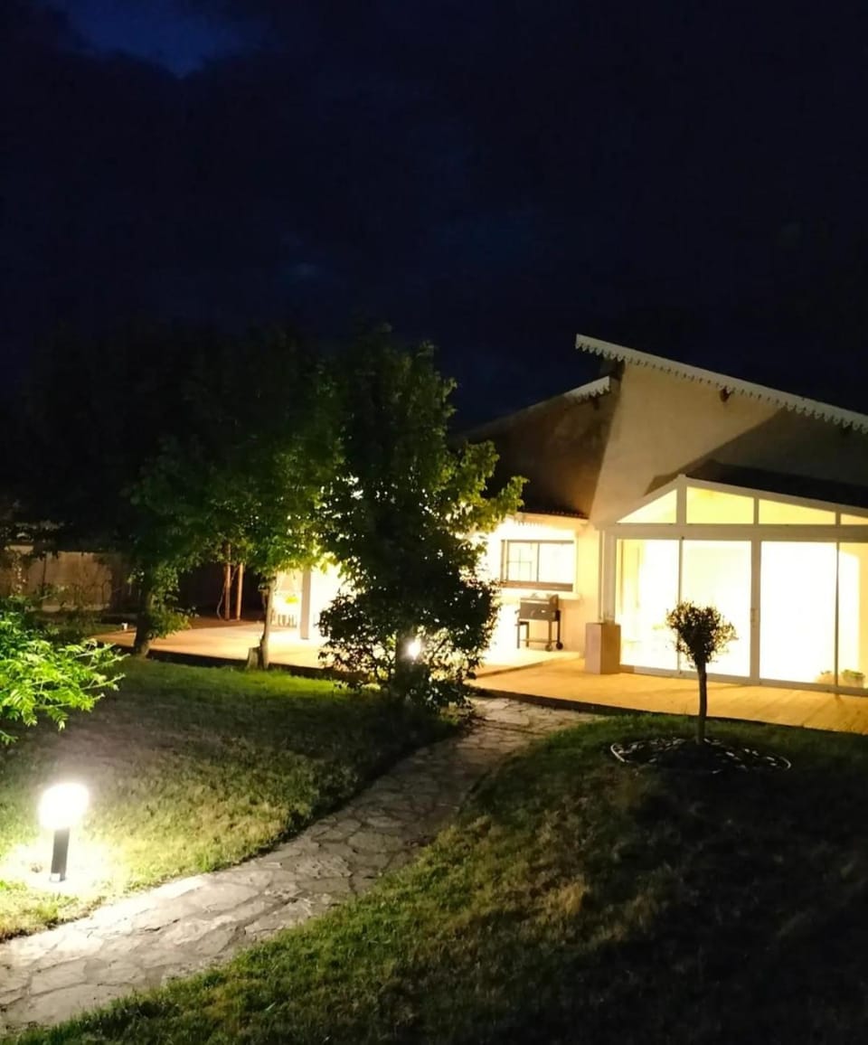 Les pins du teich House in Biganos