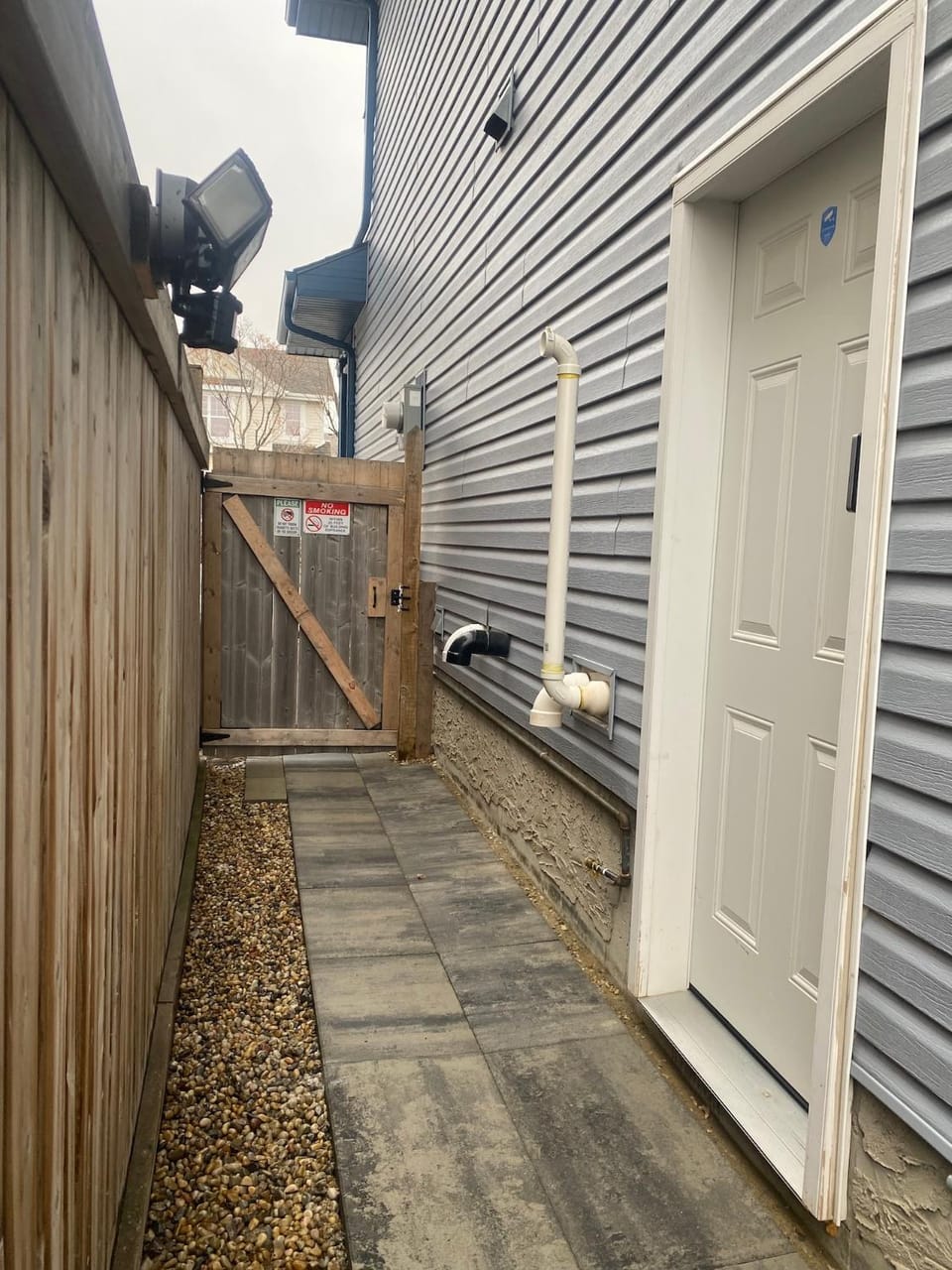 Blue Kuti B&B Bed and Breakfast in Edmonton