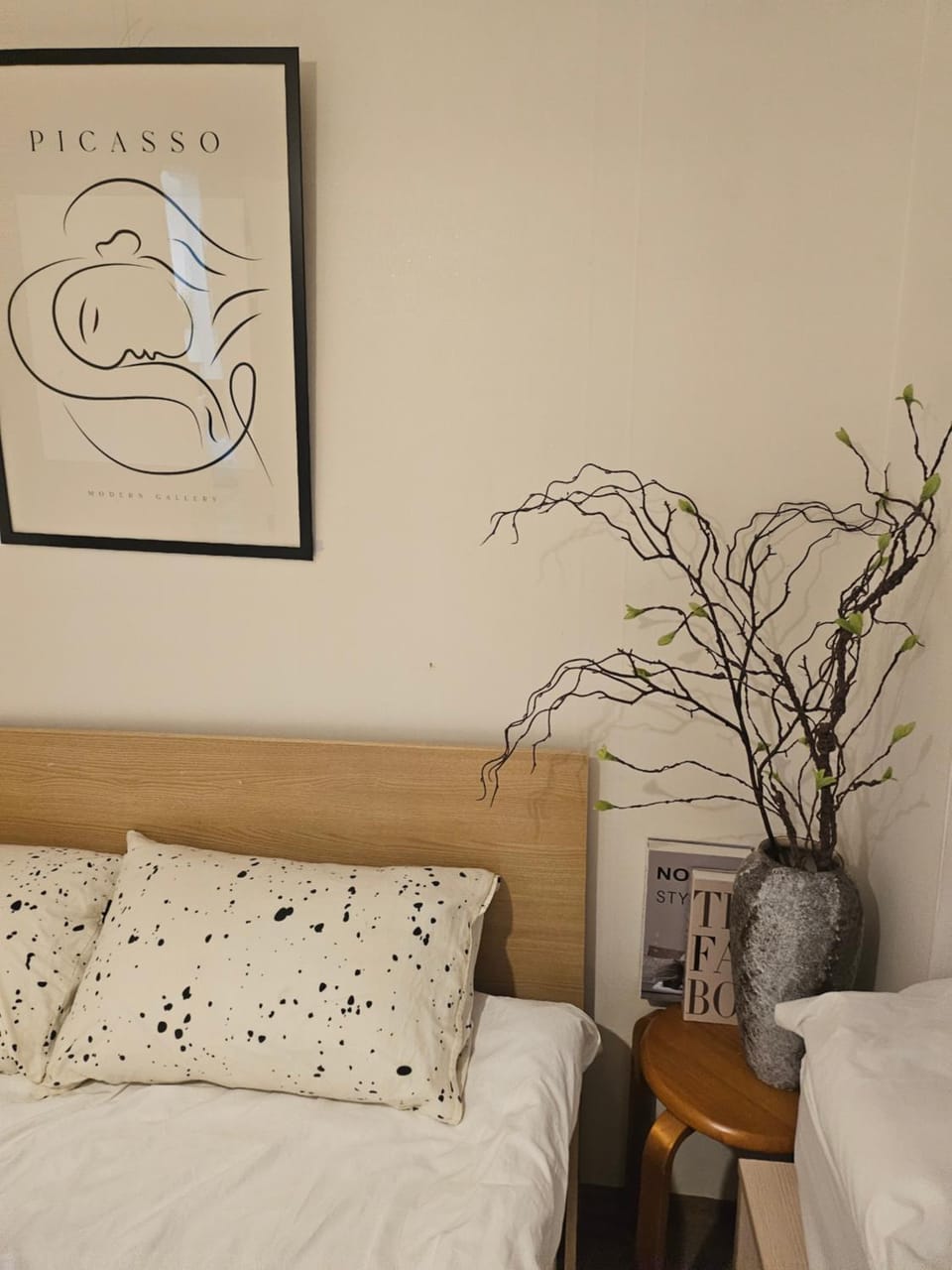 Yongsan Hyochang Park 3 minutes, Breakfast provided for more than 5 nights, luggage storage service Apartment in Seoul