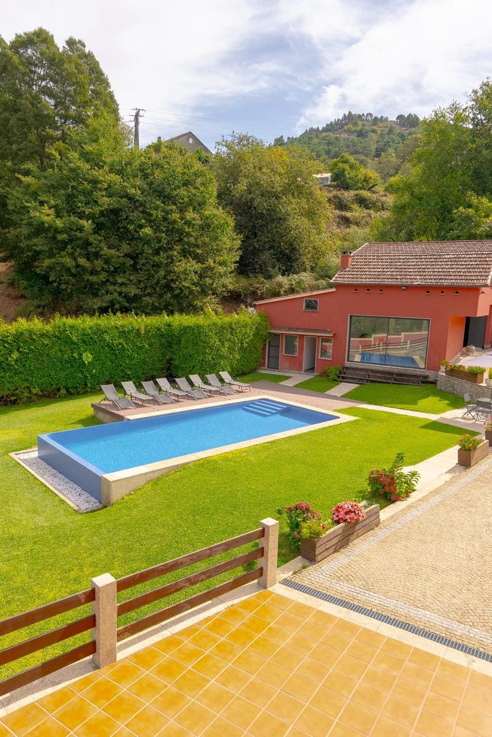 Property building, Swimming pool