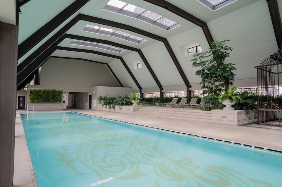 Swimming pool, Swimming pool