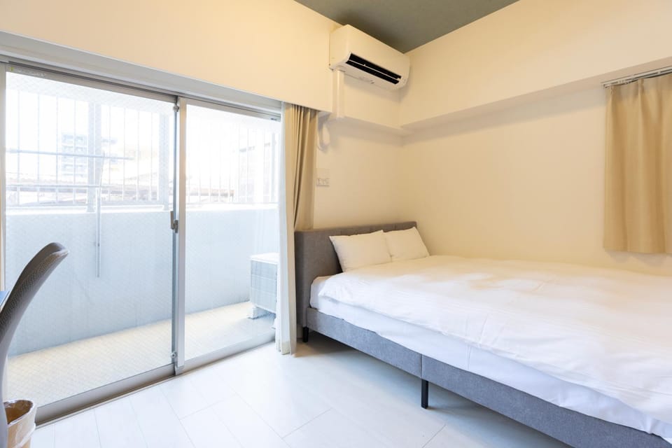 Bed, Bedroom, air conditioner