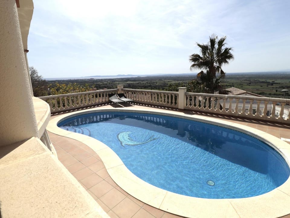 Casa lujosa con piscina privada en Costa Brava - ES-366-6 Villa in Alt Empordà