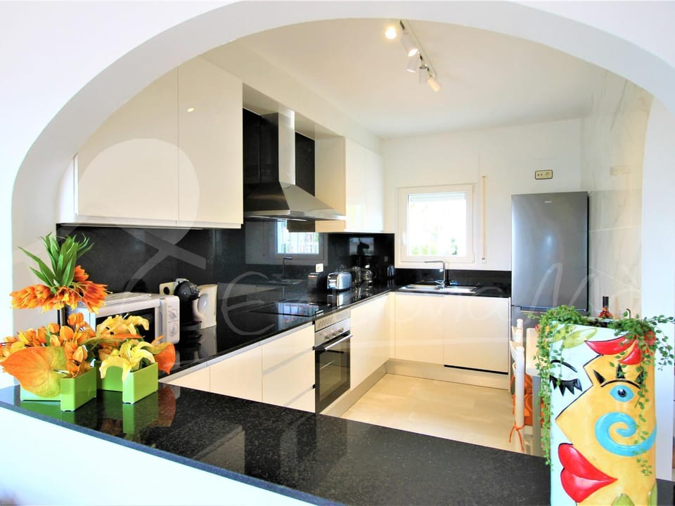Casa en Roses con piscina privada y vista para 7 personas. - ES-366-14 Villa in Alt Empordà