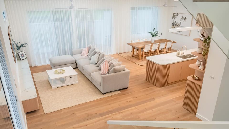 Living room, Photo of the whole room, Seating area