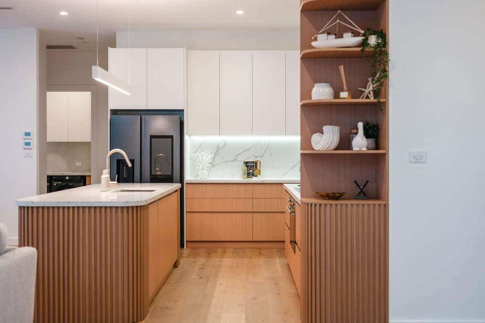 Coffee/tea facilities, Kitchen or kitchenette, dishwasher, stove