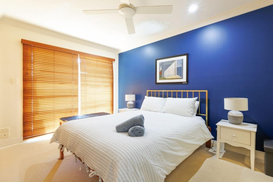 Bathroom, Photo of the whole room, Bedroom