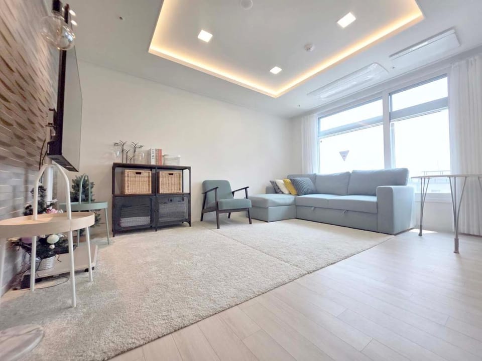TheZoneStay NewBuilding 3Rooms 2bathroom Outer-Patios Apartment in Seoul