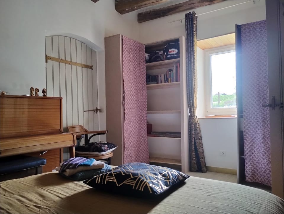 Bed, Photo of the whole room, Bedroom, wardrobe
