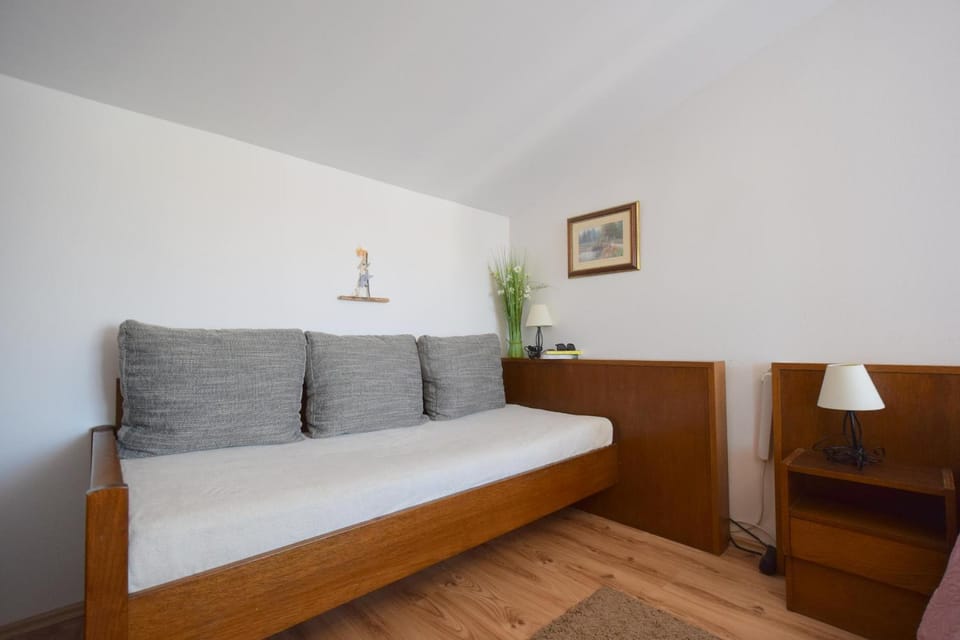 Seating area, Bedroom