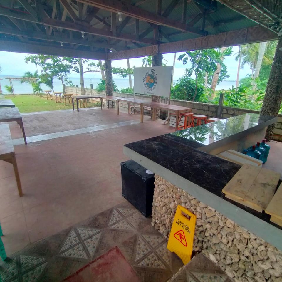Palaboy Skatecamp Native House Beach Resort Resort in Central Visayas