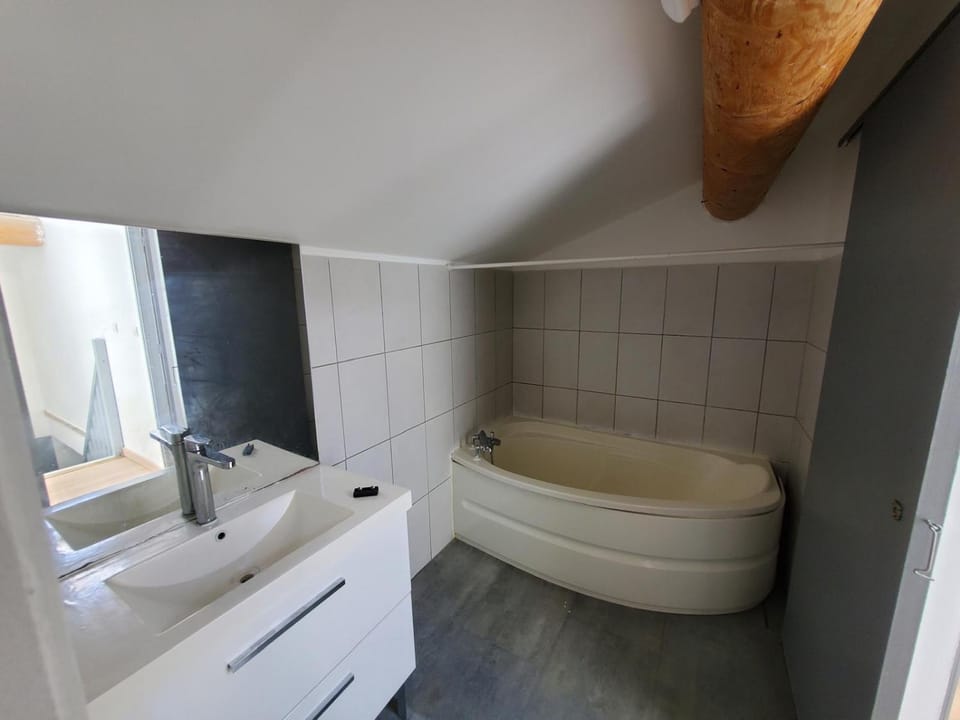 Villa du canton vert House in Marseille