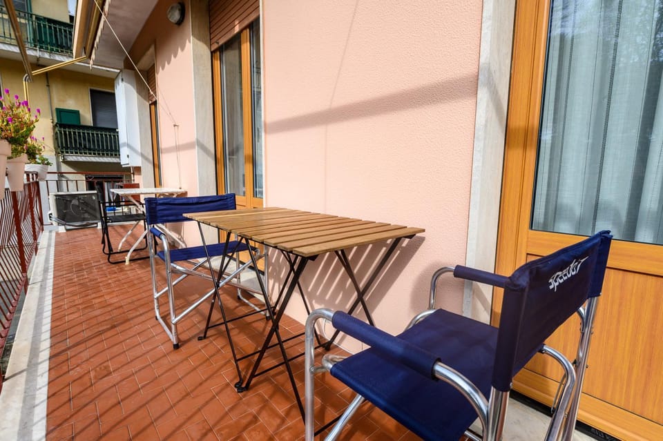 Balcony/Terrace, Dining area