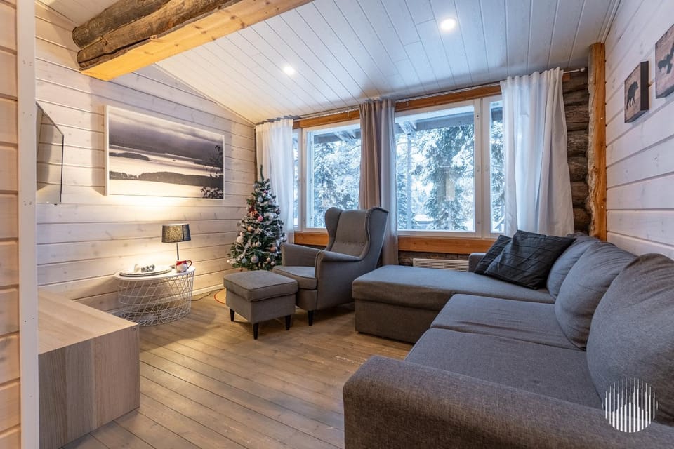Communal lounge/ TV room, Living room, Seating area