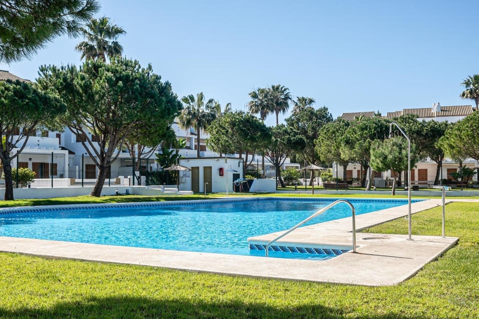 Garden, Swimming pool
