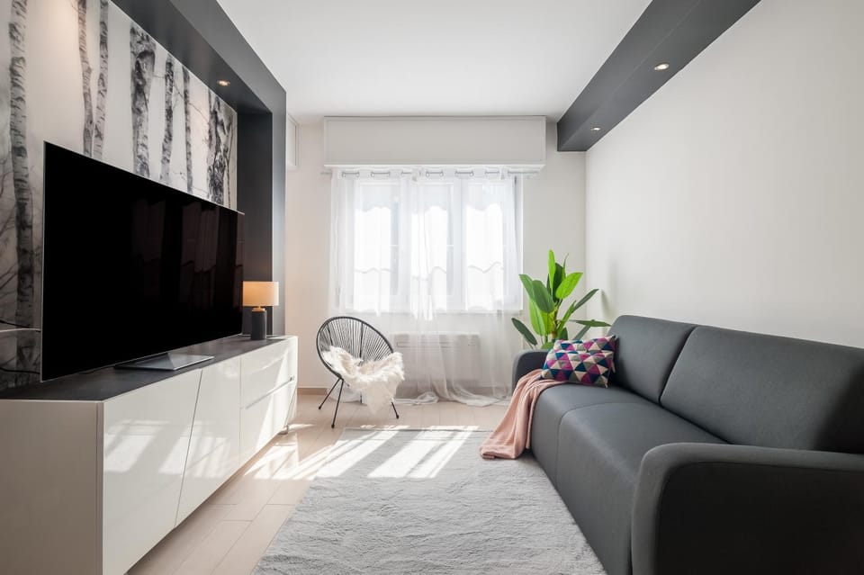 TV and multimedia, Living room, Seating area