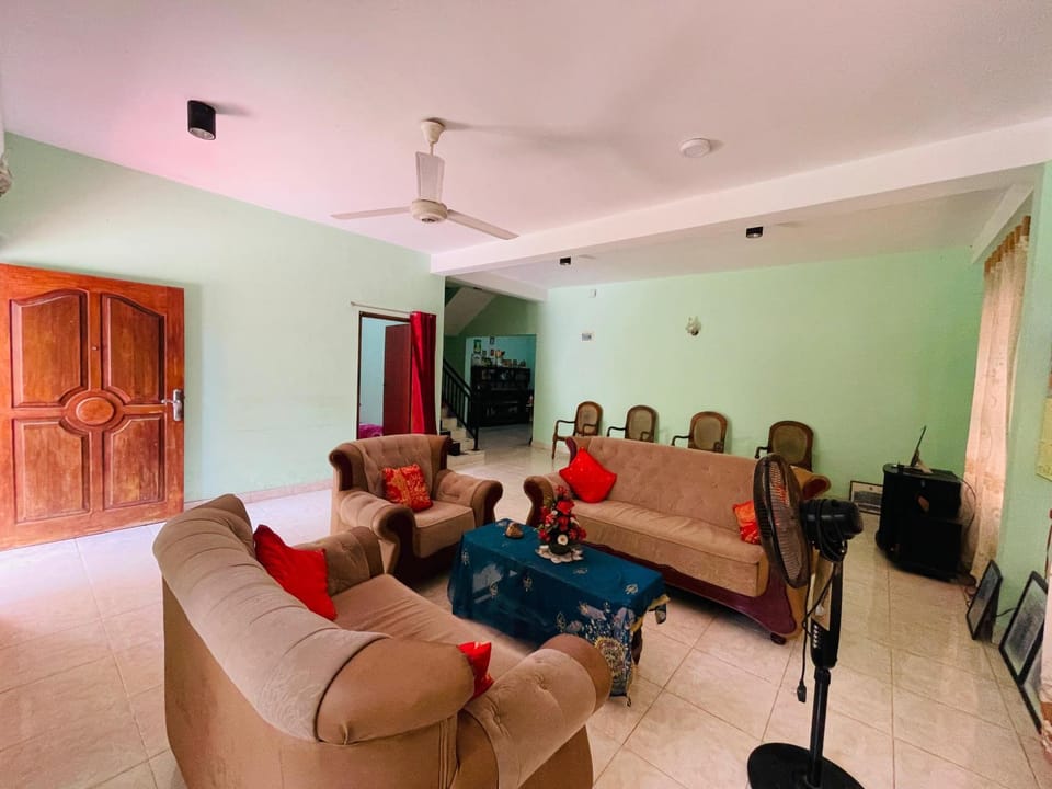 Villa for rent Villa in Kamburugamuwa