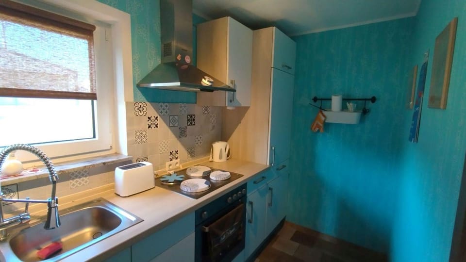 oven, stove, toaster, kitchen