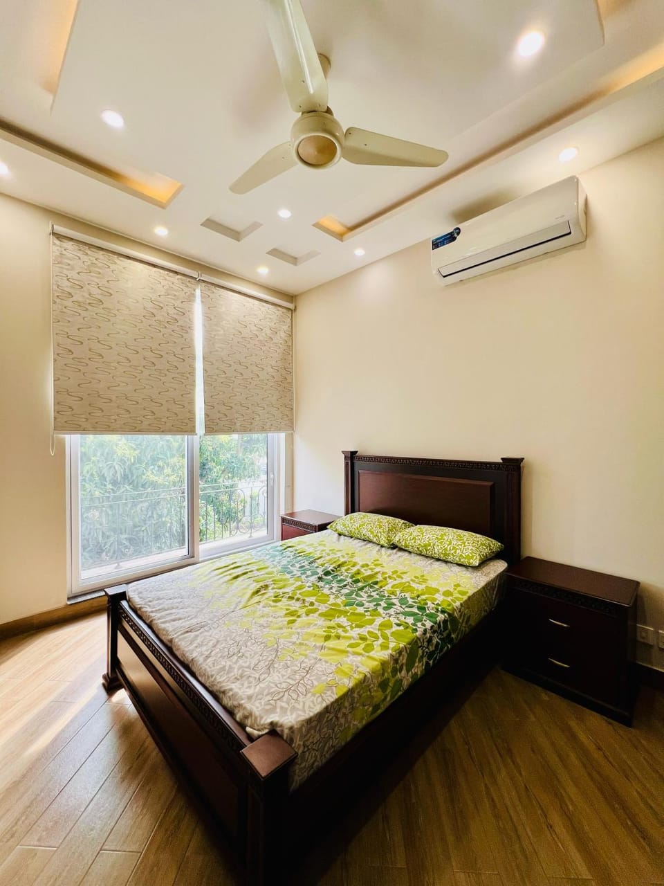 Chohdary Villa 124 j ph 2 Apartment in Lahore